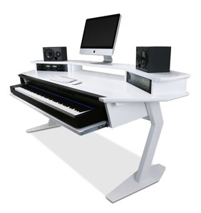 Ecuadoppler_Studio Desk